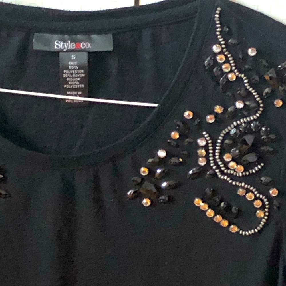 Blouse with sequins
